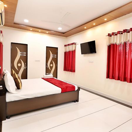 Manas Resort By Rudrakshi Udaipur Bagian luar foto