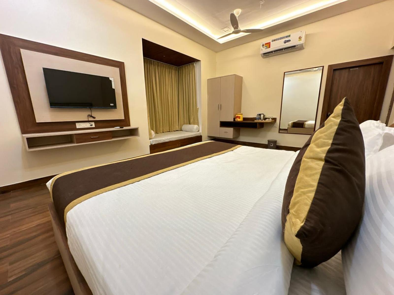 Manas Resort By Rudrakshi Udaipur Bagian luar foto